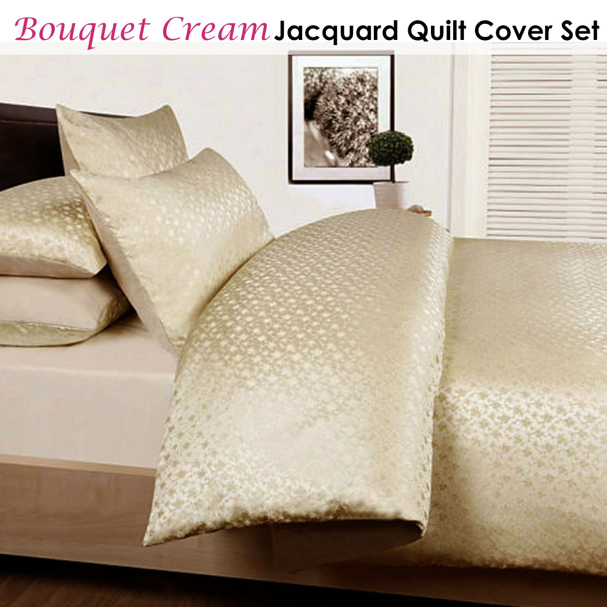 Bouquet Cream Jacquard Quilt Cover Set by Accessorize